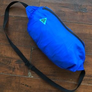 VINTAGE NIKE ACG LAB.